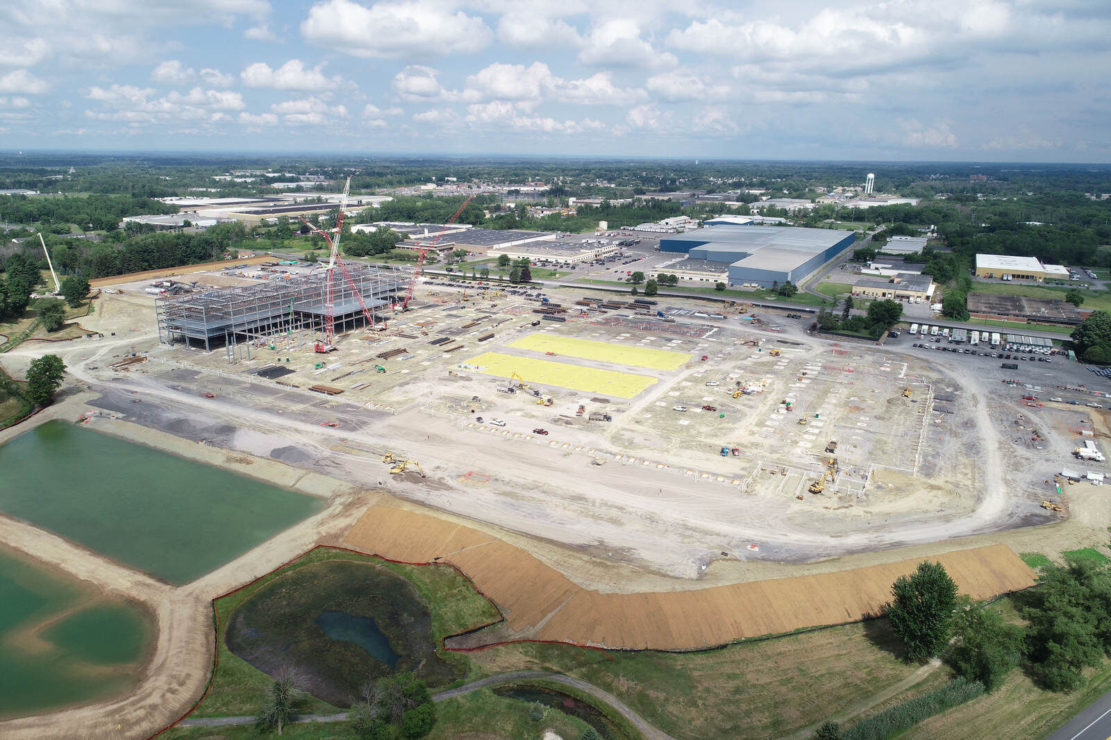 Syracuse Amazon site construction